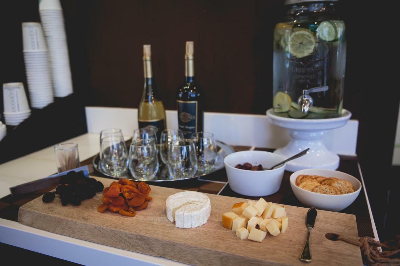 Menlo Park Inn Εξωτερικό φωτογραφία